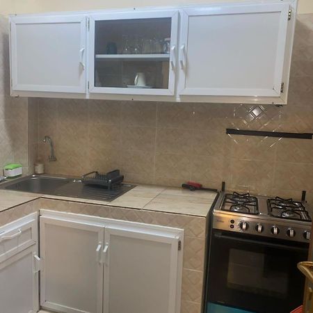 Residence Adja Binta Kane Sour Dakar Buitenkant foto