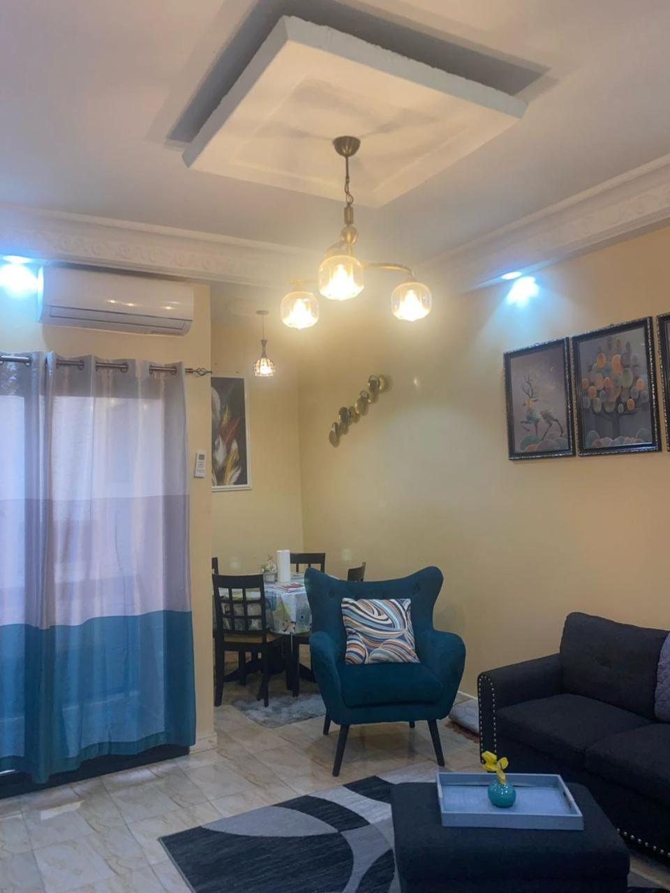 Residence Adja Binta Kane Sour Dakar Buitenkant foto