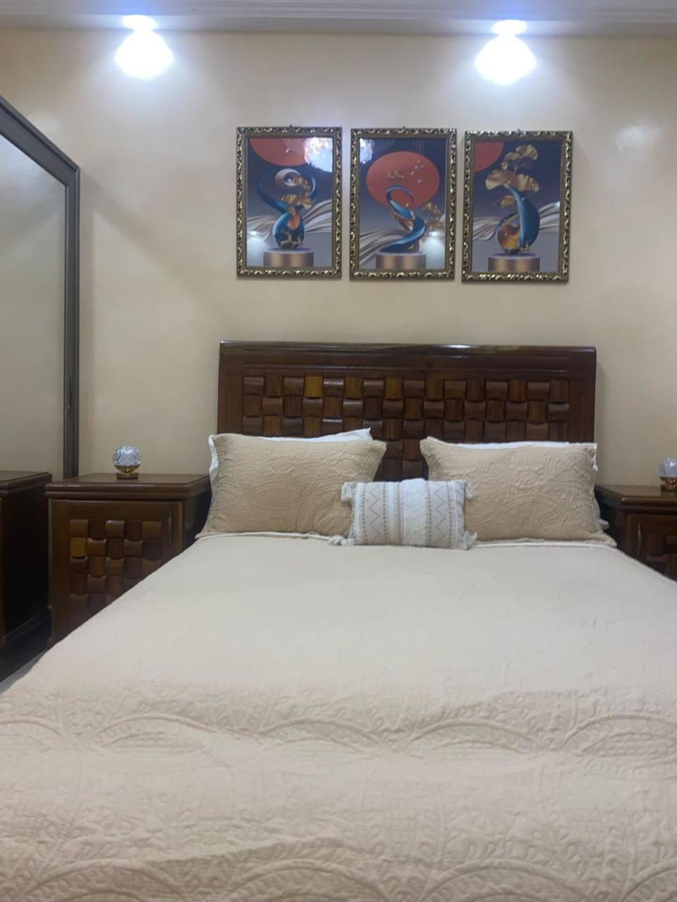 Residence Adja Binta Kane Sour Dakar Buitenkant foto