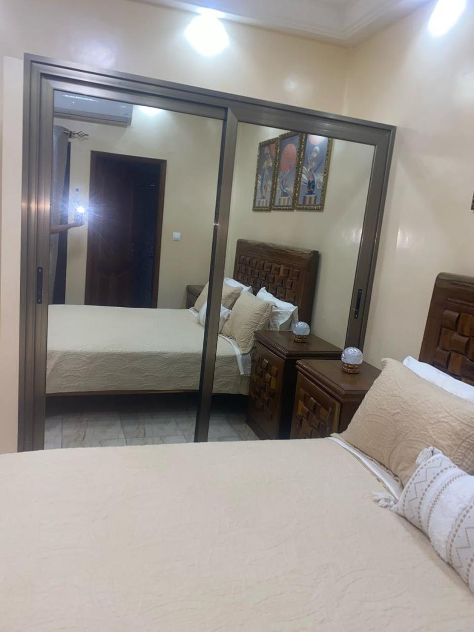 Residence Adja Binta Kane Sour Dakar Buitenkant foto